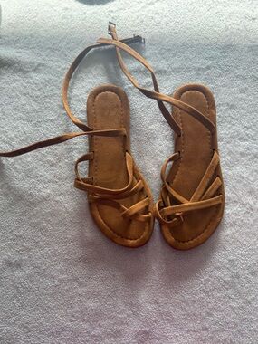 Tan Lace-Up Sandals Size 37 (US 6.5–7) Wrap Strap Flat Summer Shoes